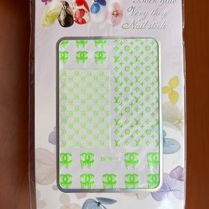 LUXURY NAIL STICKERS